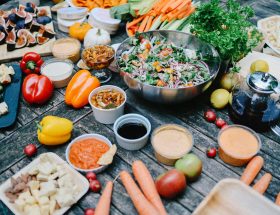 The Future of Food in 2025: Eating Smarter, Living Better